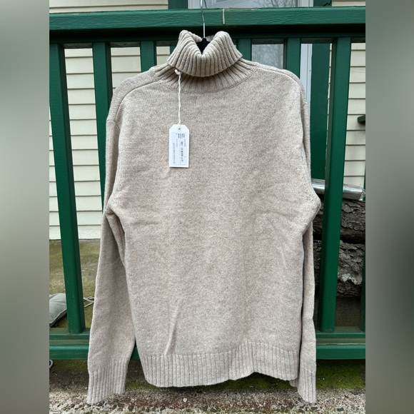 Universal Works Wool Beige Turtleneck Men’s Large NWT - Picture 2 of 4